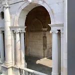 Le Colonne, Almost Inside The Basilica Palladiana * Vicence